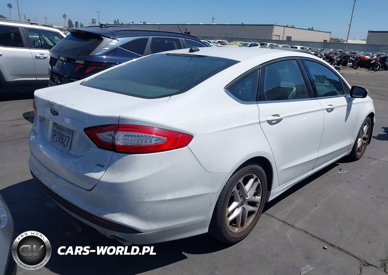 2016 Ford Fusion Se VIN:3FA6P0H77GR330418 - 4
