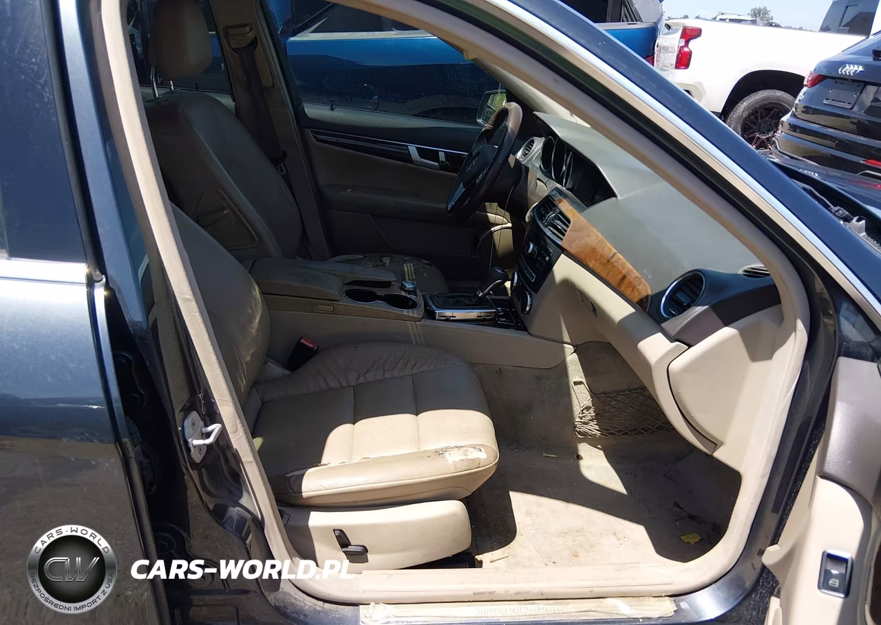 2013 Mercedes-Benz C 250 Sport VIN:WDDGF4HB5DA776866 - 5