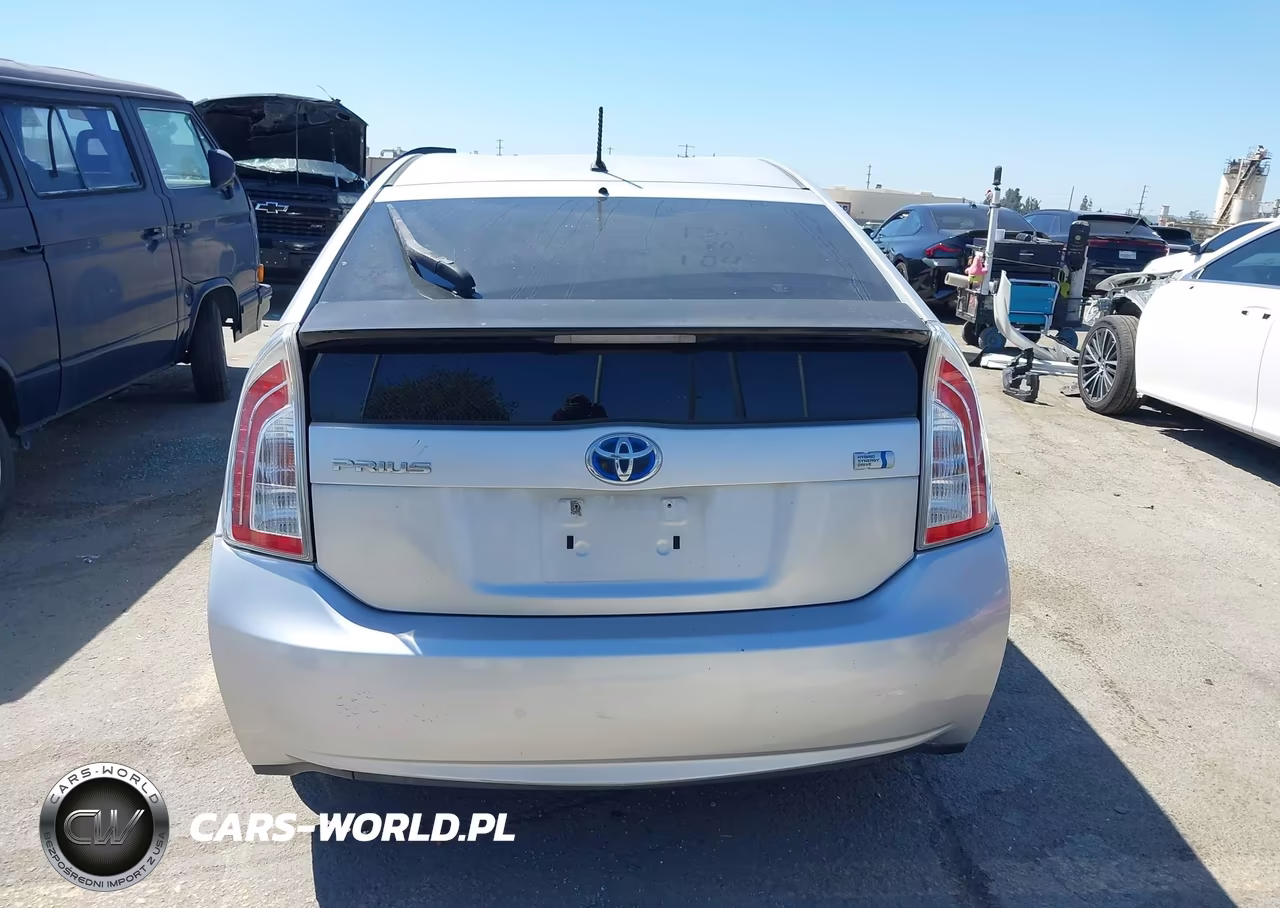 2012 Toyota Prius Two VIN:JTDKN3DUXC5379427 - 16