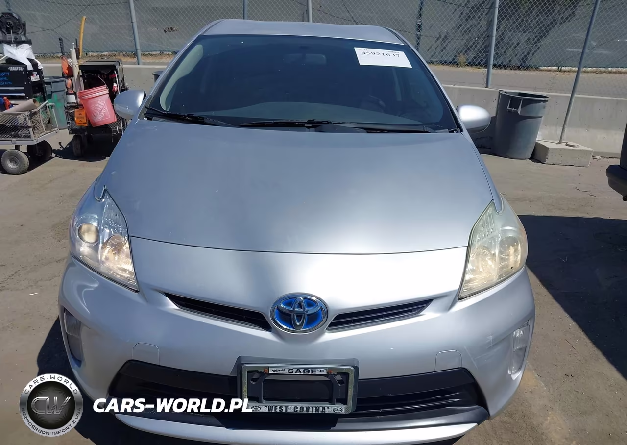 2012 Toyota Prius Two VIN:JTDKN3DUXC5379427 - 6