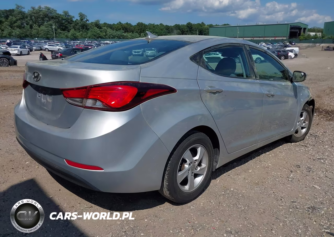 2014 Hyundai Elantra Se VIN:5NPDH4AE3EH480475 - 4