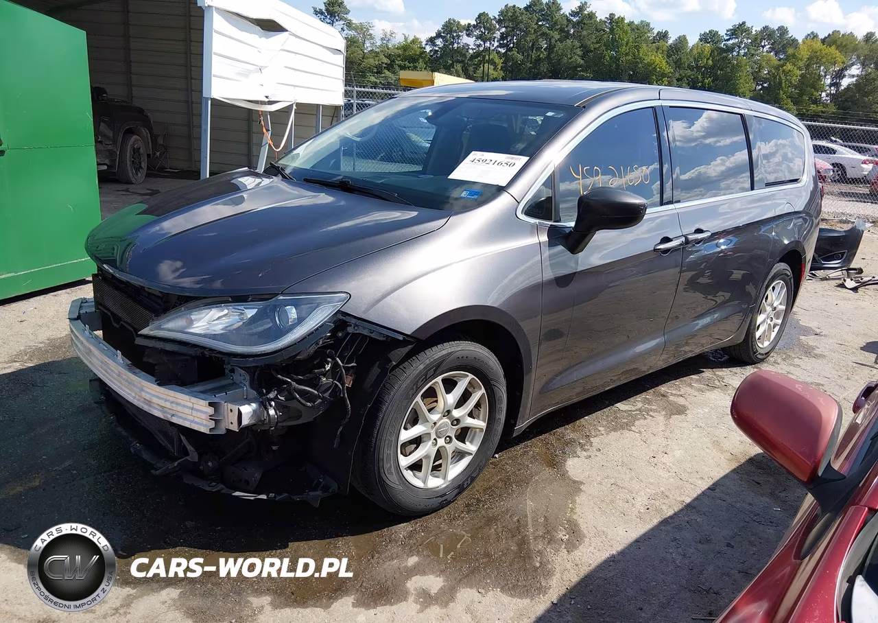2017 Chrysler Pacifica Touring Plus VIN:2C4RC1BG4HR752980 - 2