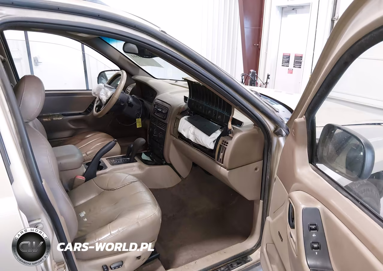 2001 Jeep Grand Cherokee Laredo VIN:1J4GW48NX1C591002 - 5
