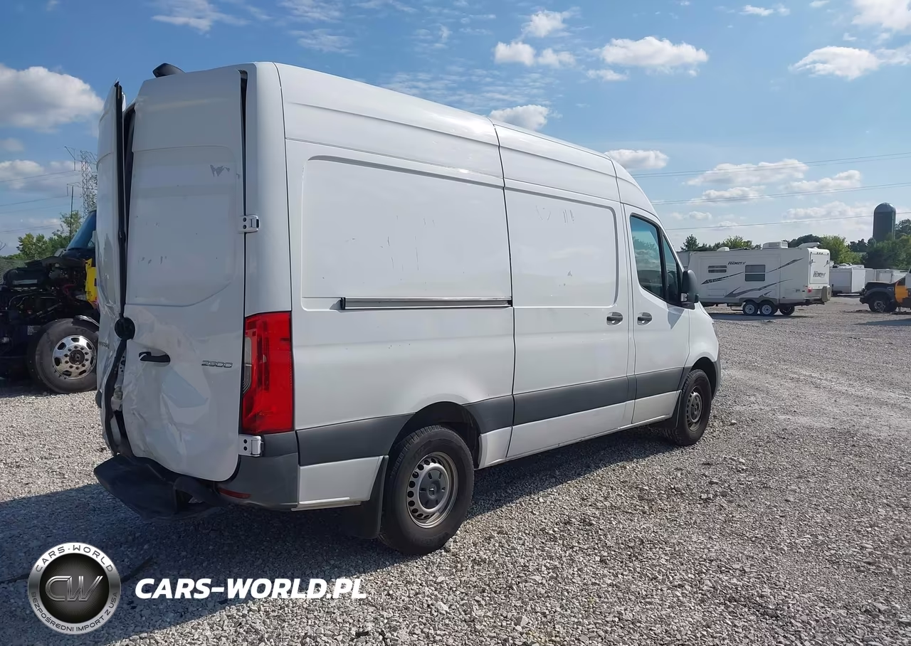 2022 Mercedes-Benz Sprinter 2500 Standard Roof V6 VIN:W1Y4EBHY5NT106860 - 4