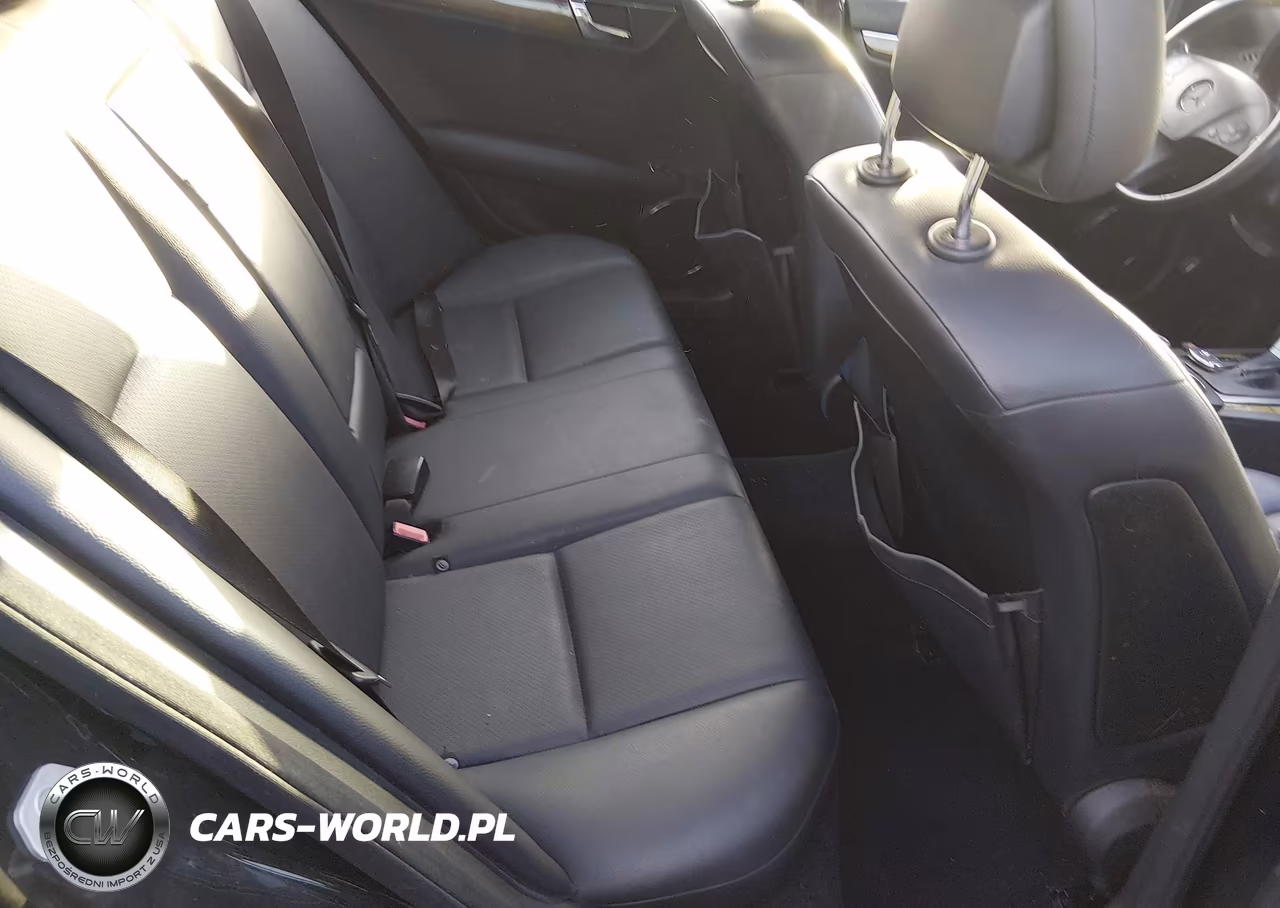 2010 Mercedes-Benz C 350 Sport VIN:WDDGF5GB9AR119380 - 8