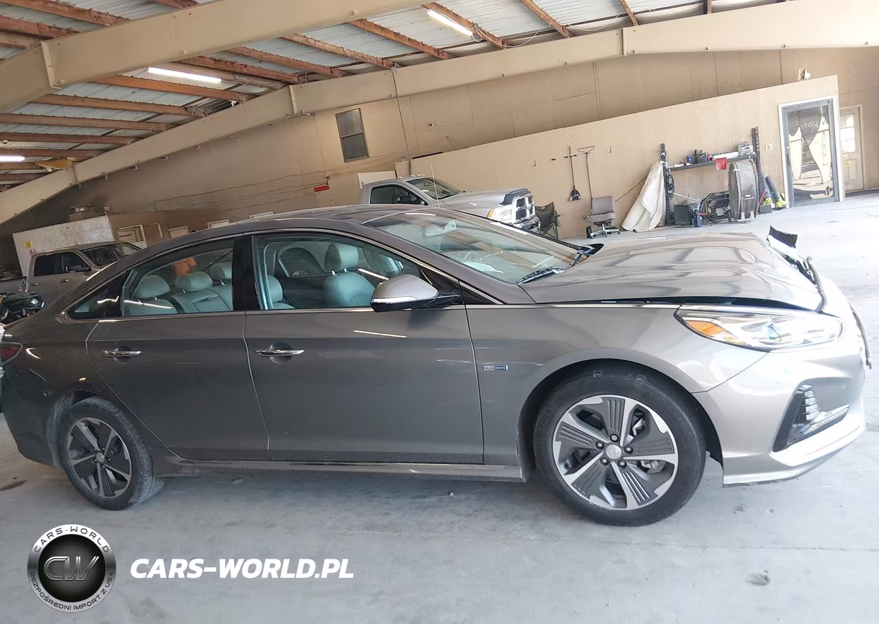 2018 Hyundai Sonata Hybrid Limited VIN:KMHE34L38JA086627 - 13