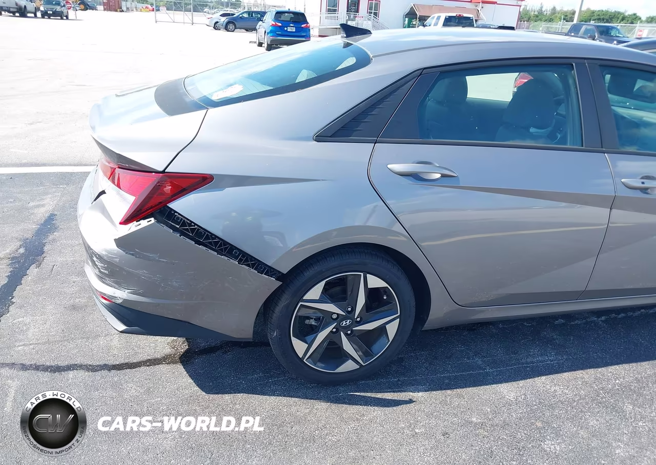 2023 Hyundai Elantra Sel VIN:KMHLS4AG1PU408645 - 6