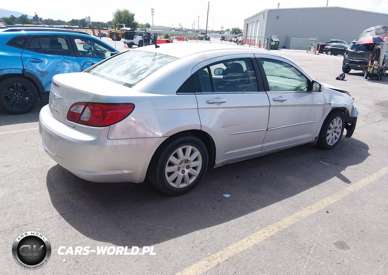 2007 Chrysler Sebring VIN:1C3LC46K17N542679 - 4