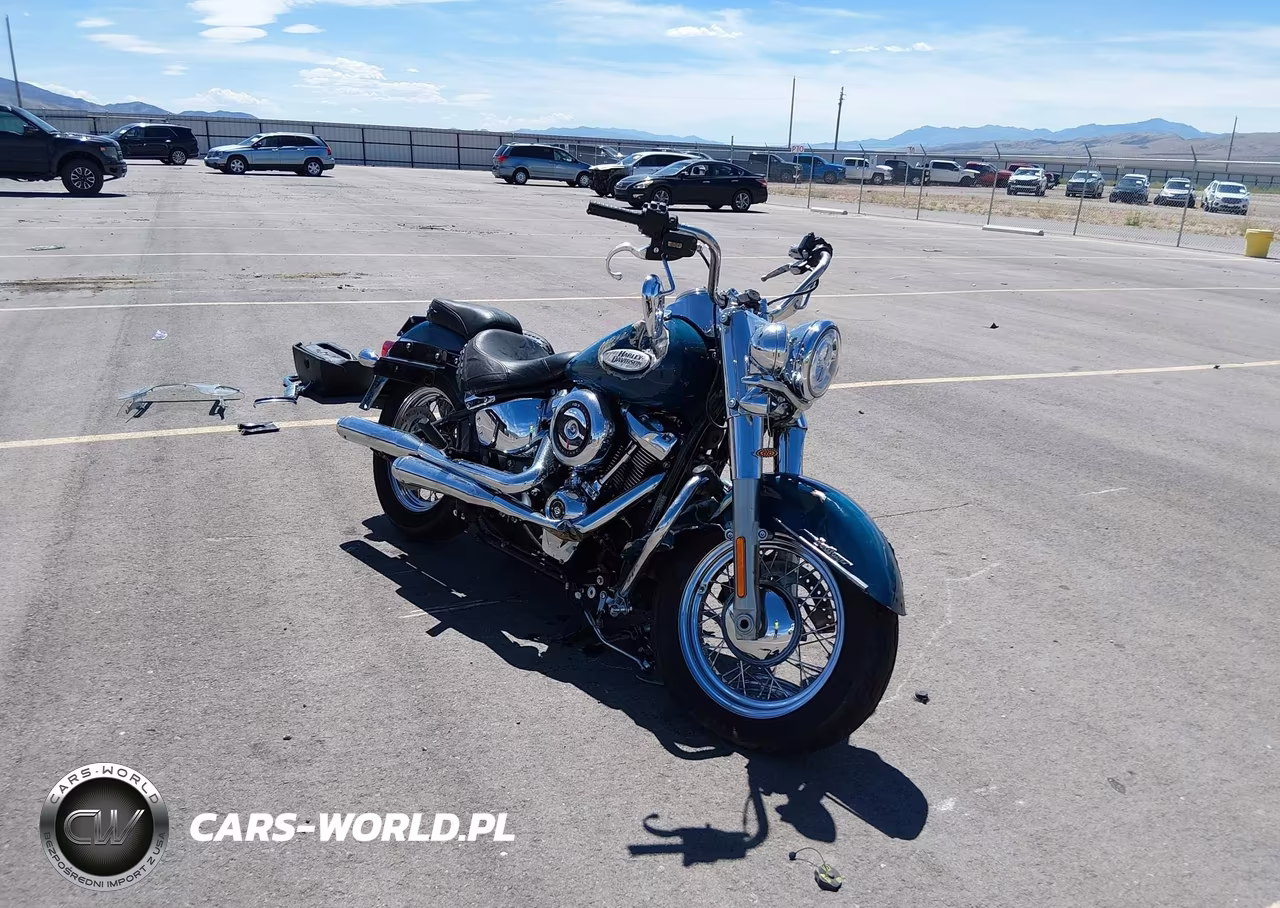 2021 Harley-Davidson Flhc