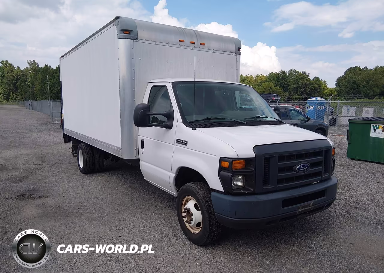 2017 Ford E-450 Cutaway