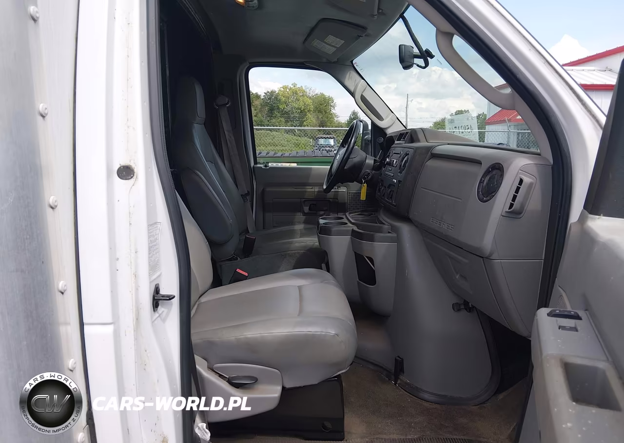 2017 Ford E-450 Cutaway VIN:1FDXE4FS9HDC12038 - 5