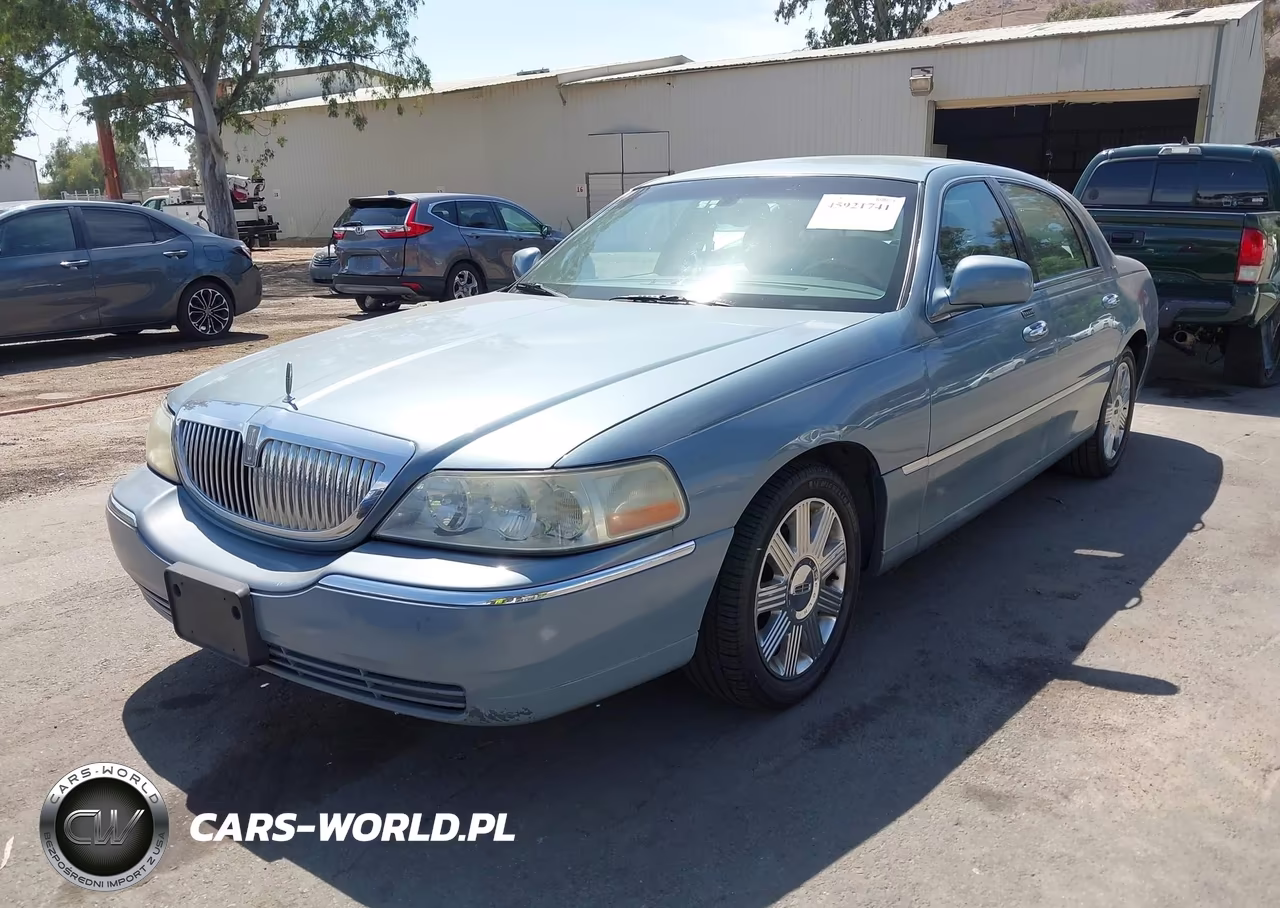 2004 Lincoln Town Car Ultimate VIN:1LNHM83W04Y644946 - 2