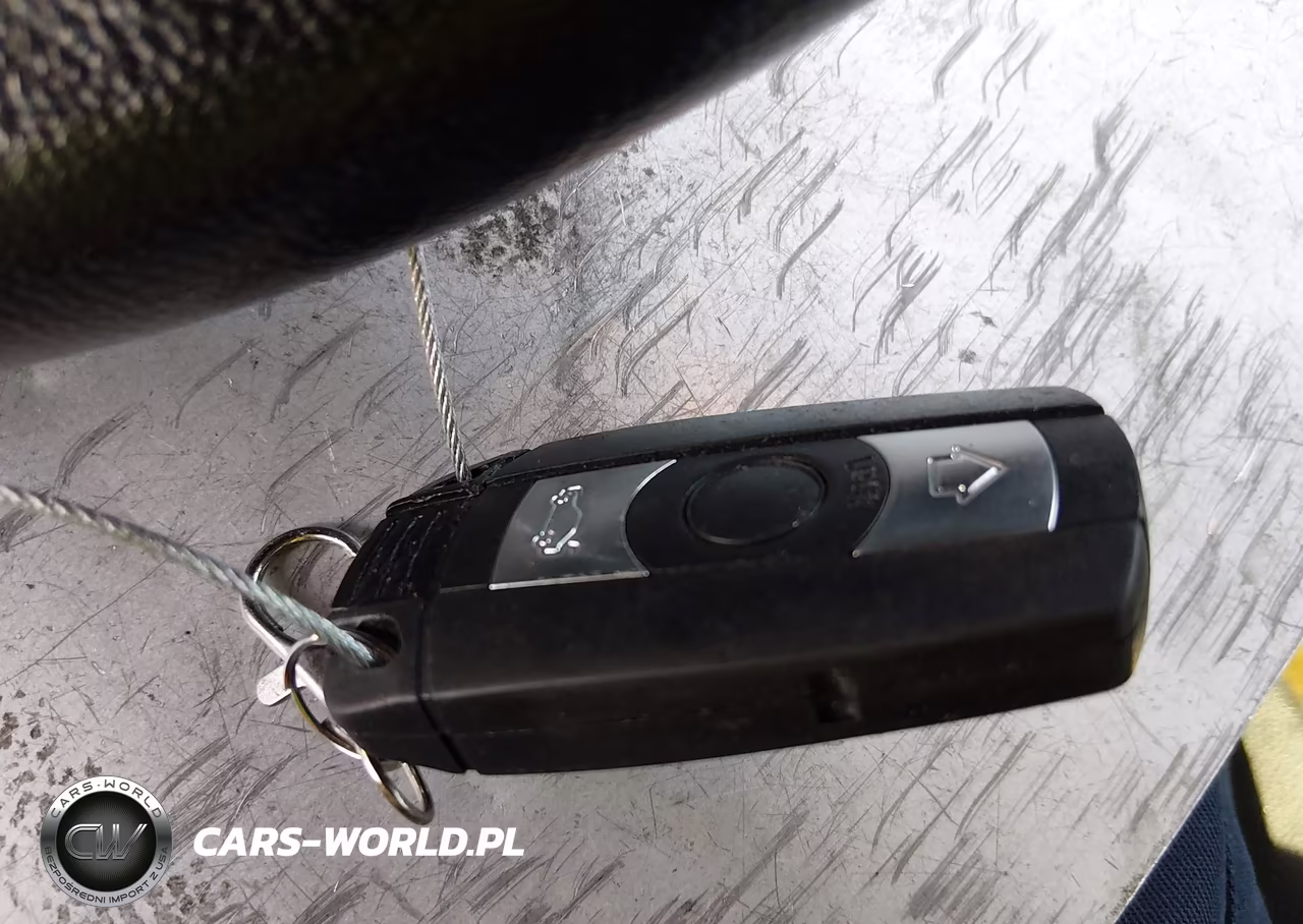 2013 BMW 128I VIN:WBAUL7C51DVM83822 - 11