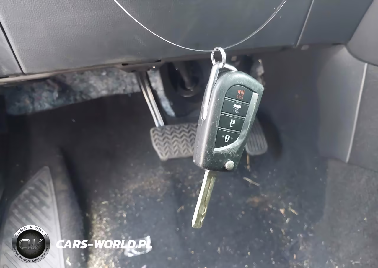 2025 Toyota Corolla Le VIN:5YFB4MDE6SP255772 - 11