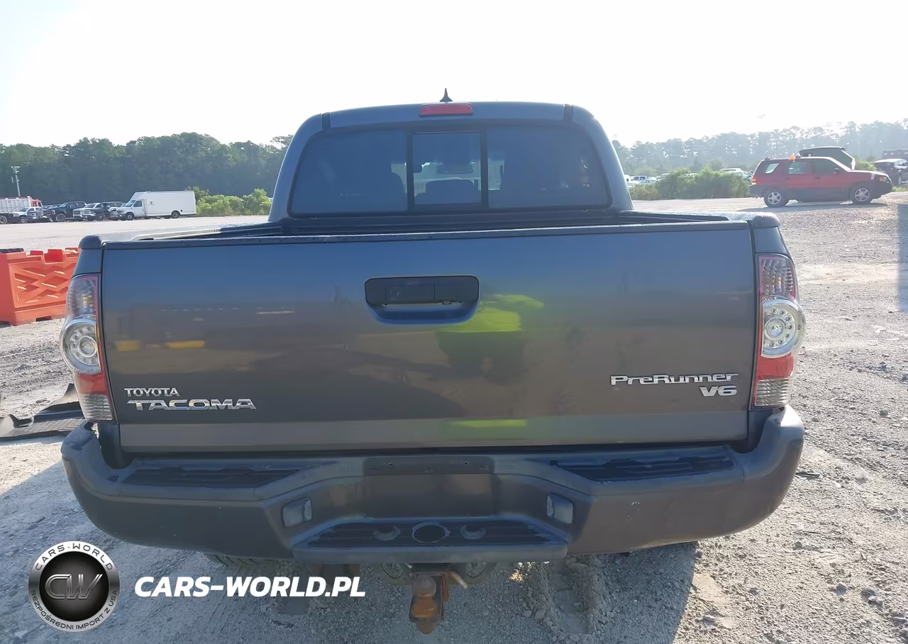 2015 Toyota Tacoma Prerunner V6 VIN:5TFJU4GN8FX088099 - 16