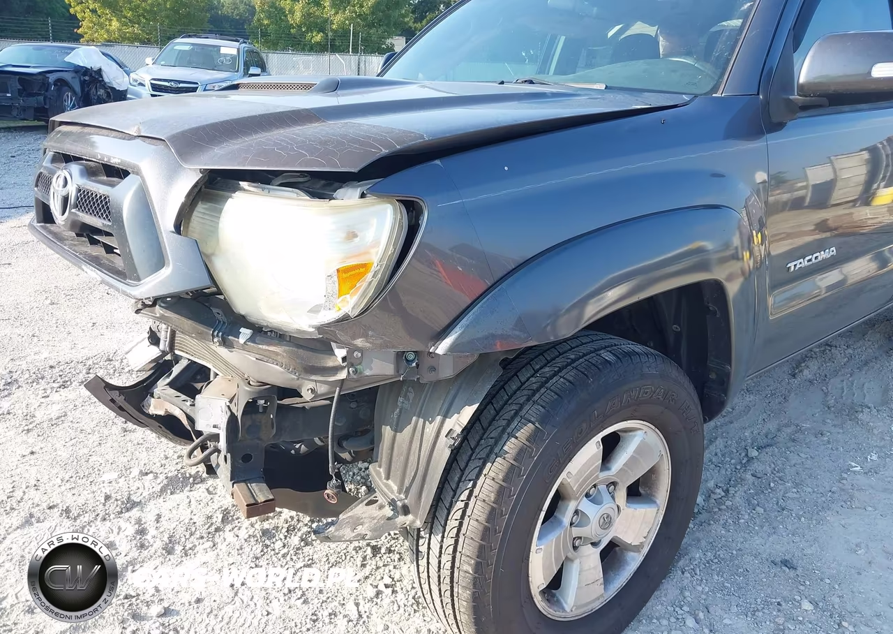 2015 Toyota Tacoma Prerunner V6 VIN:5TFJU4GN8FX088099 - 6