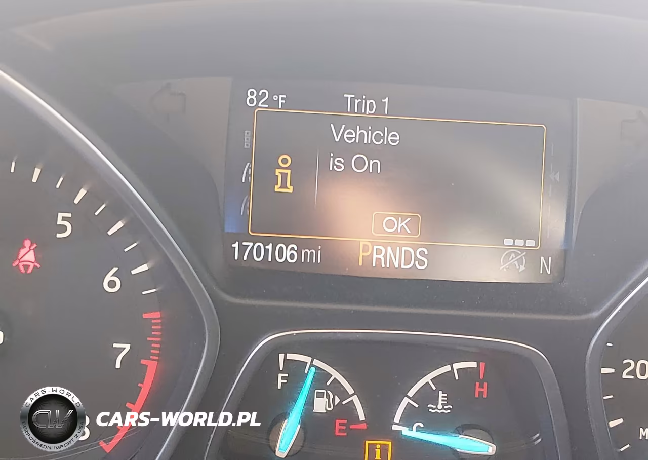 2018 Ford Escape Titanium VIN:1FMCU9J99JUB12837 - 15