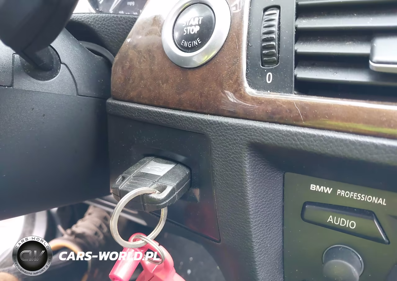 2006 BMW 325I VIN:WBAVB13546KX43915 - 11