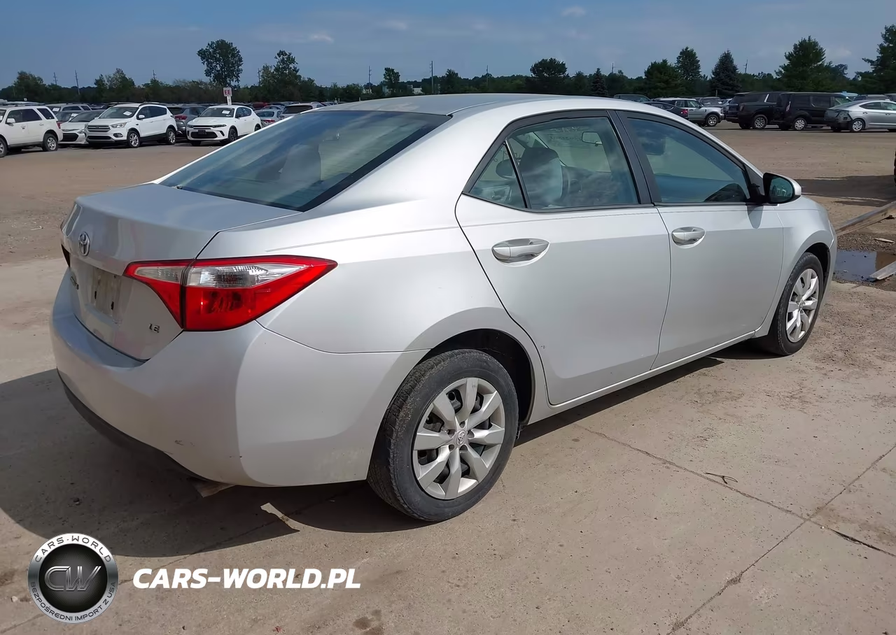 2014 Toyota Corolla Le VIN:2T1BURHE1EC015749 - 4