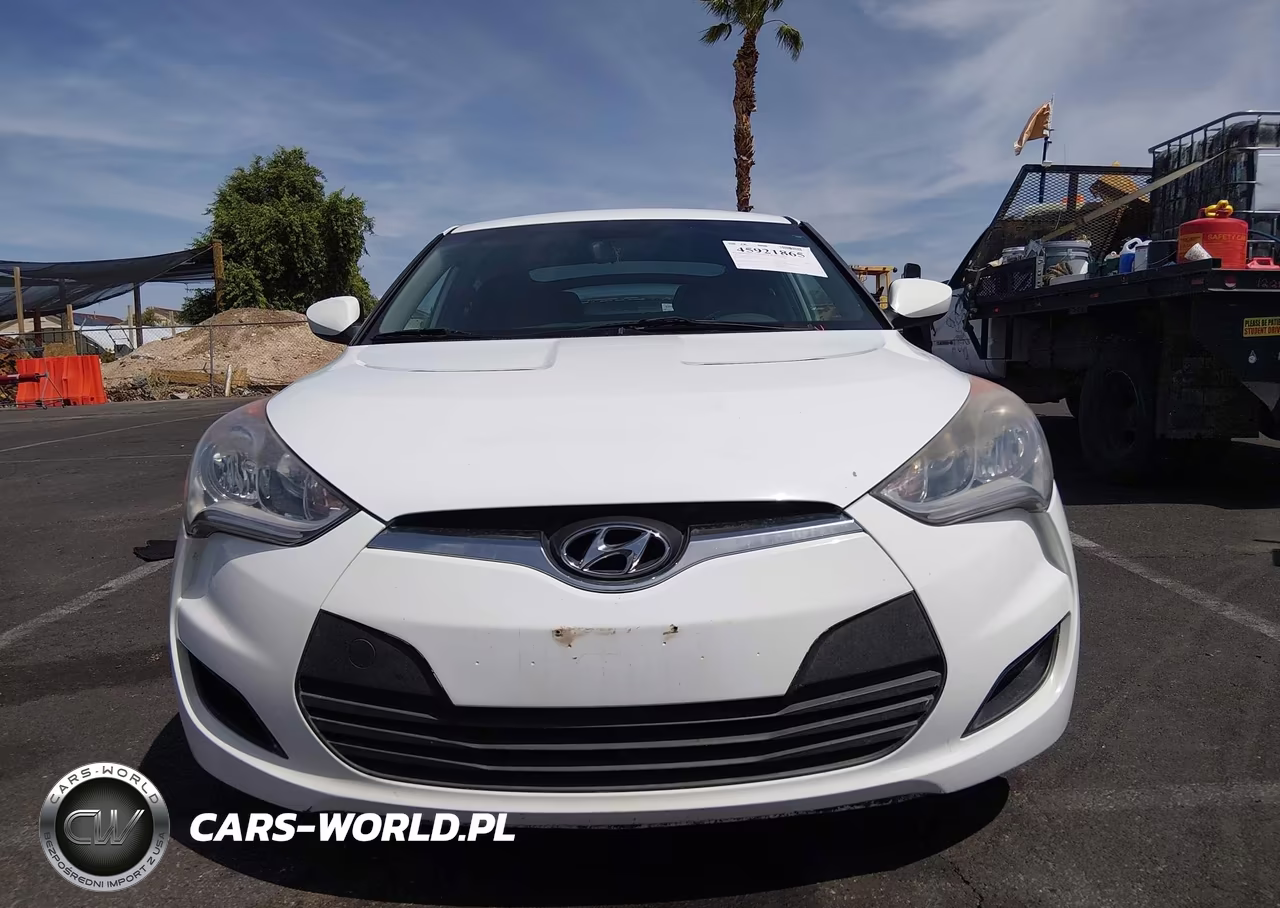 2015 Hyundai Veloster VIN:KMHTC6AD3FU238074 - 12