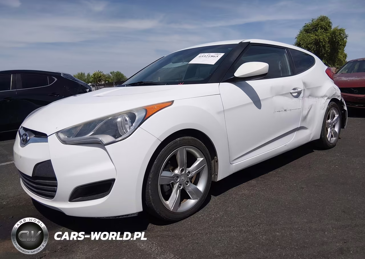 2015 Hyundai Veloster VIN:KMHTC6AD3FU238074 - 2