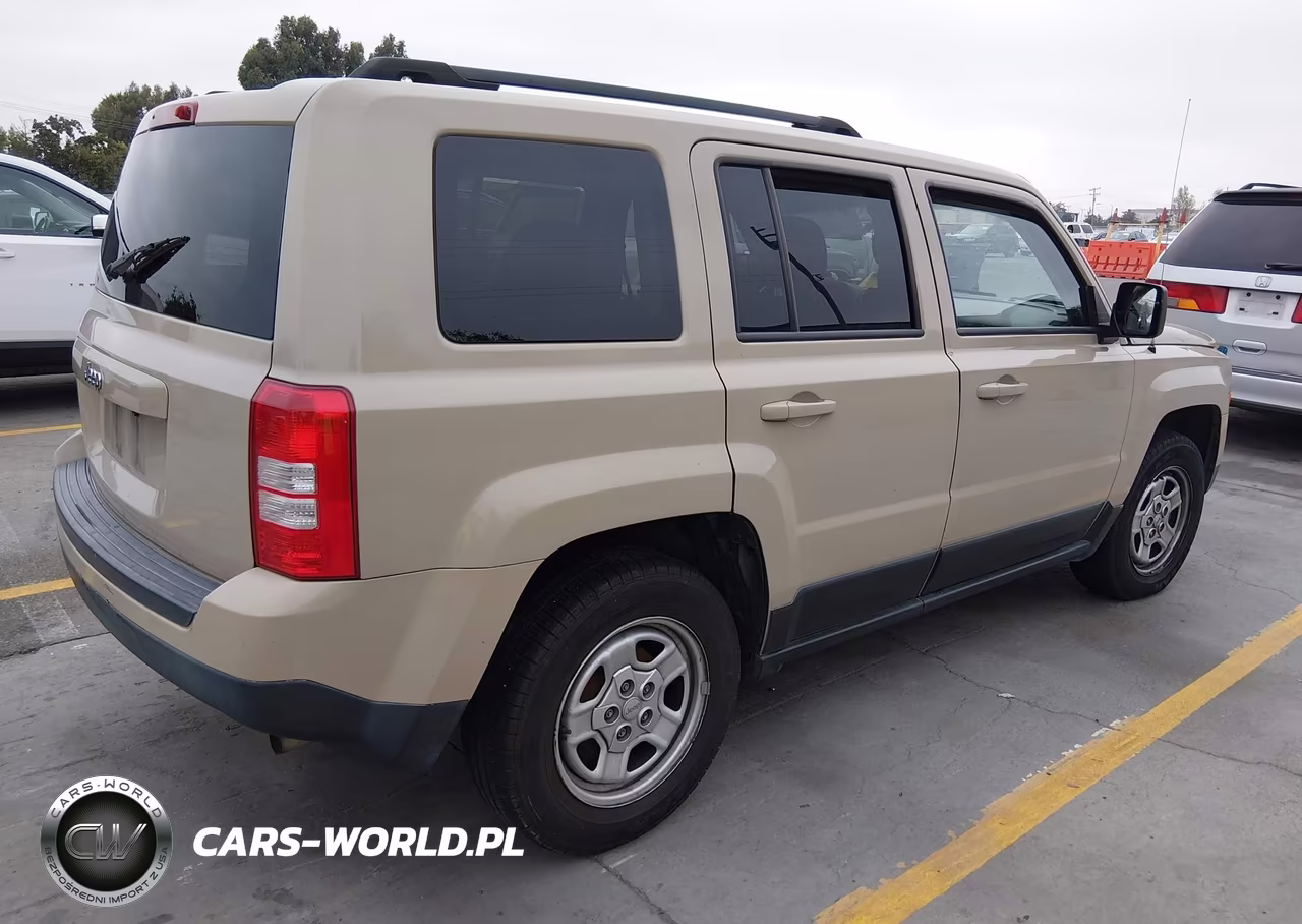 2016 Jeep Patriot Sport VIN:1C4NJPBA6GD774659 - 4