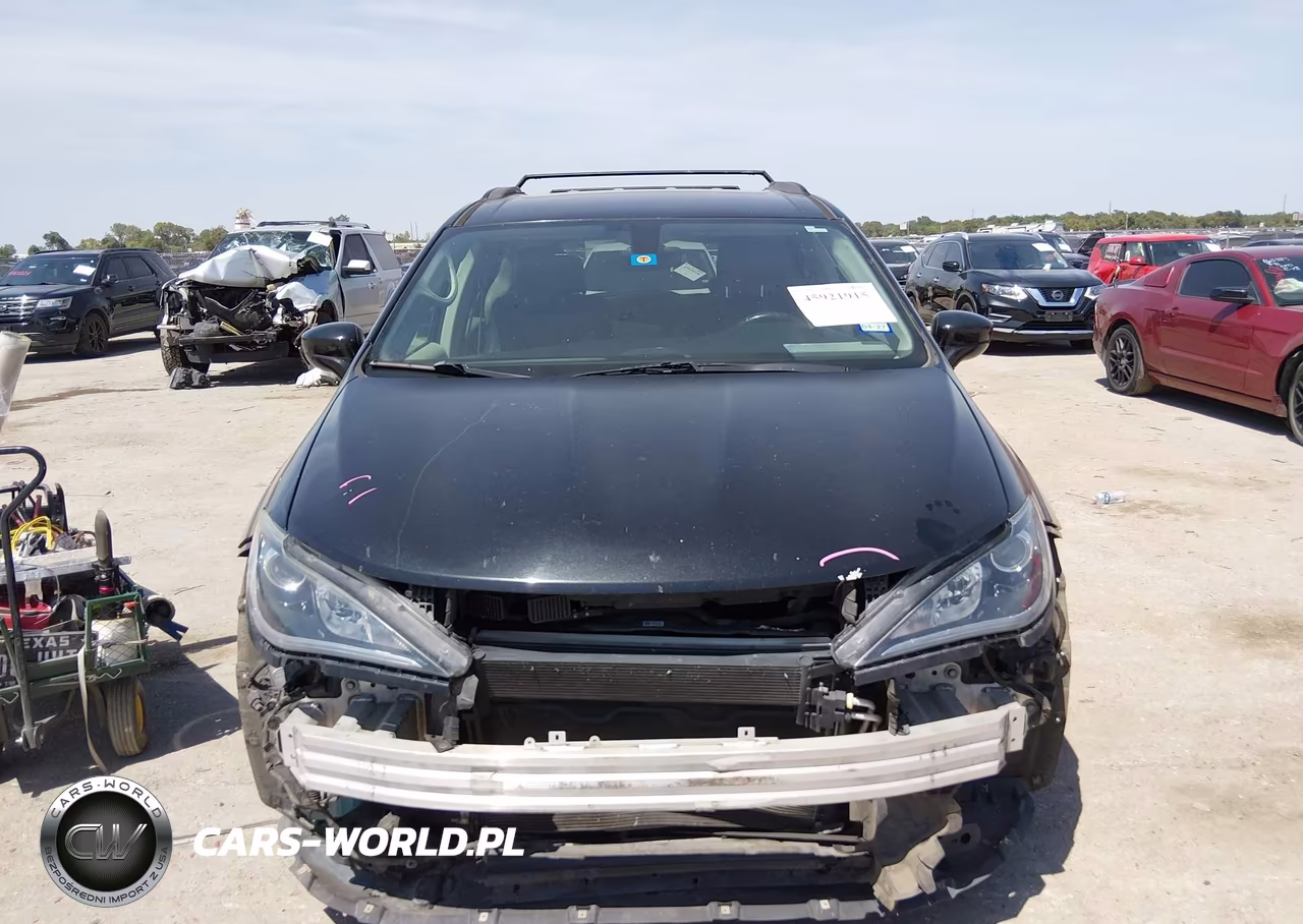 2017 Chrysler Pacifica Touring-L VIN:2C4RC1BG4HR532626 - 13