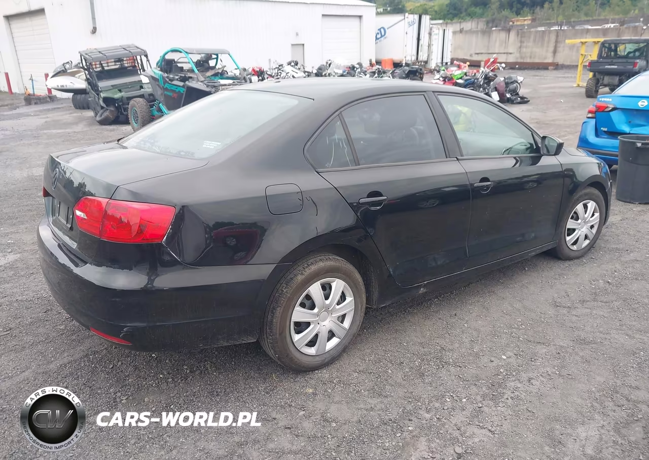 2012 Volkswagen Jetta 2.0L S VIN:3VW2K7AJ8CM311080 - 4