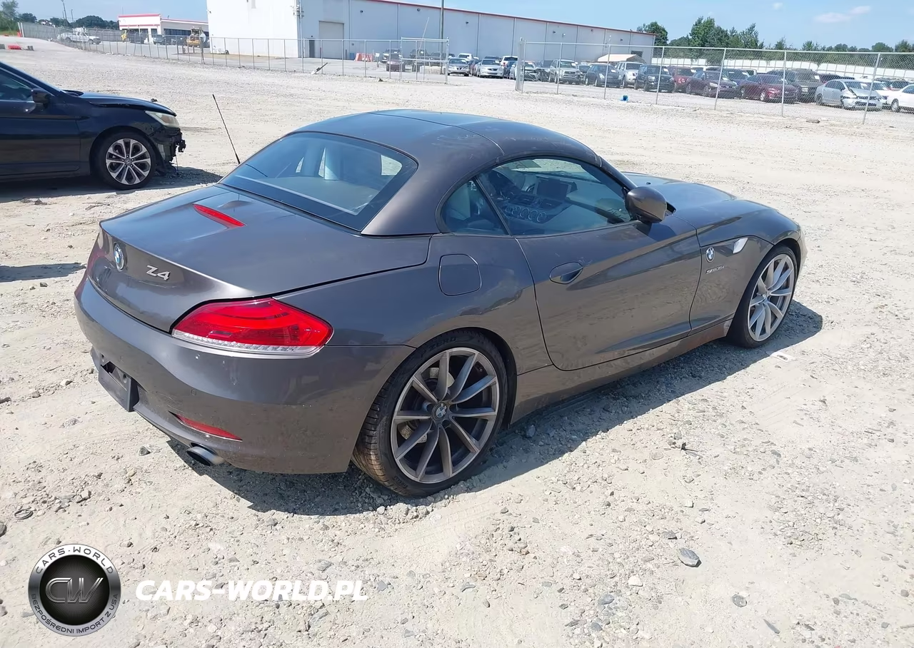 2011 BMW Z4 Sdrive35I VIN:WBALM7C54BE383994 - 4