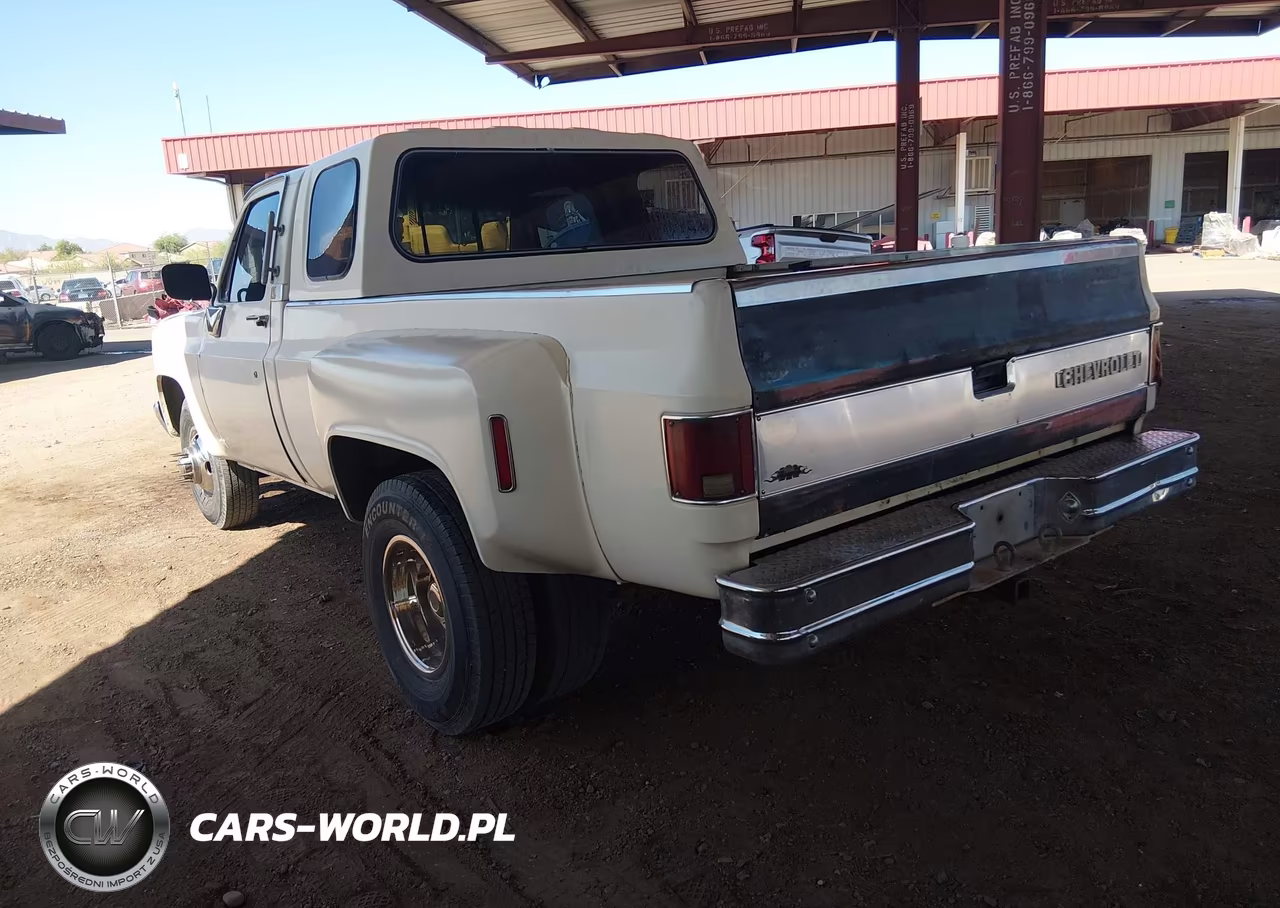 1985 Chevrolet C30 VIN:1GCHC34W0FJ172882 - 3