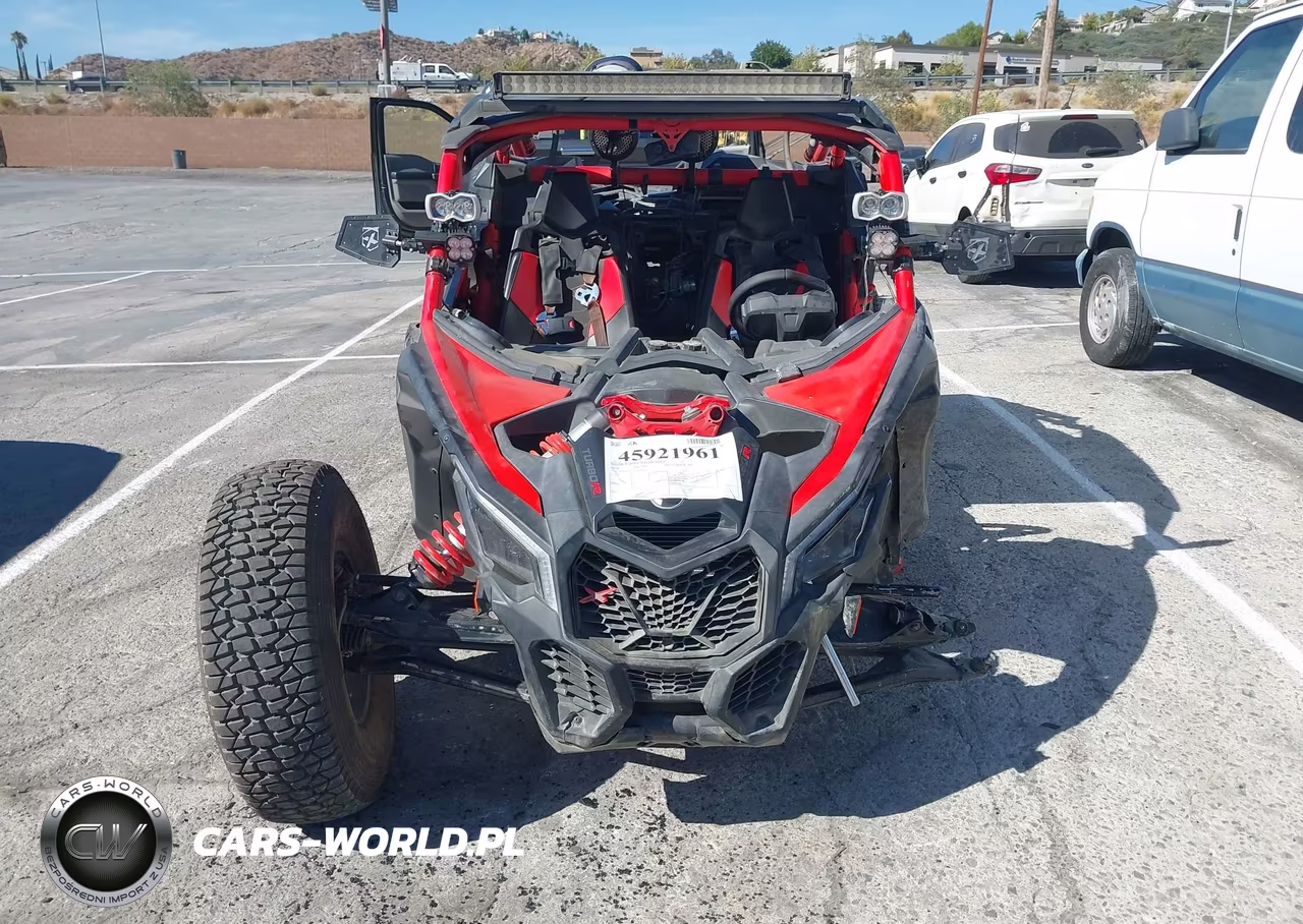 2018 Can-Am Maverick X3 X Rs Turbo R VIN:3JBVXAW26JK001392 - 5