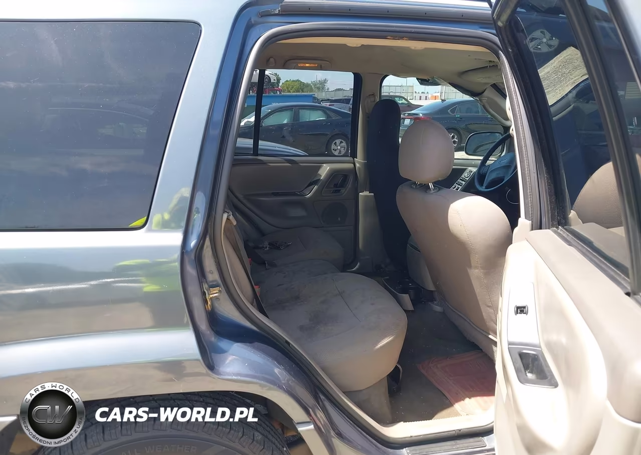 2002 Jeep Grand Cherokee Laredo VIN:1J4GX48SX2C323636 - 8
