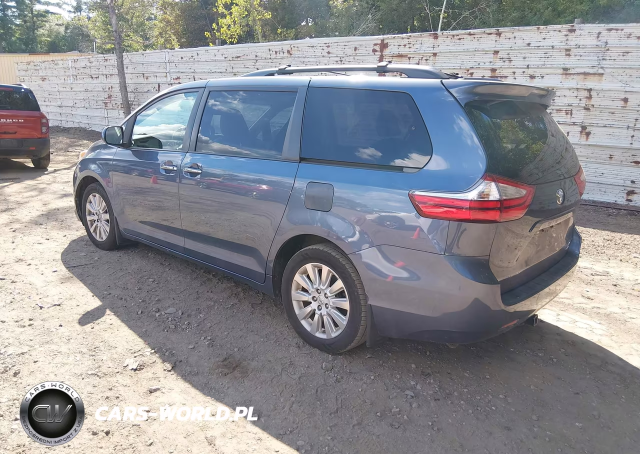 2015 Toyota Sienna Xle 7 Passenger VIN:5TDDK3DC4FS111593 - 3