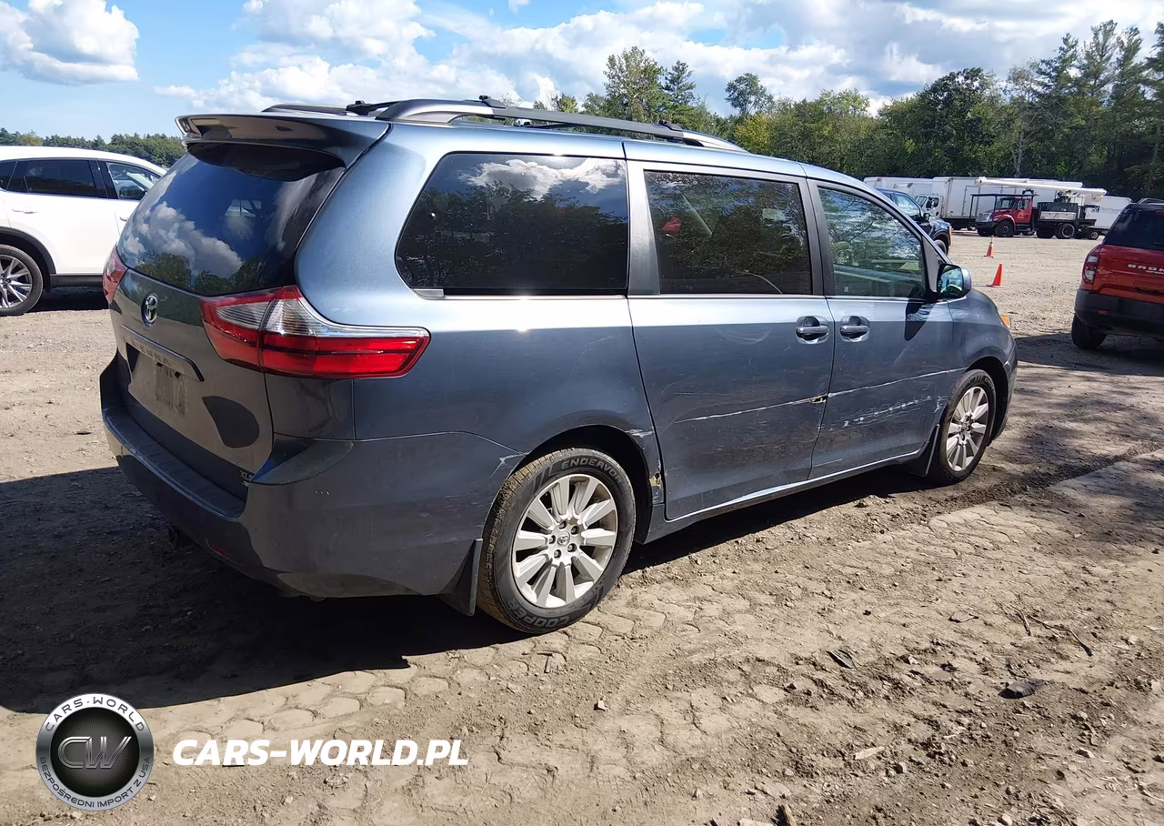 2015 Toyota Sienna Xle 7 Passenger VIN:5TDDK3DC4FS111593 - 4