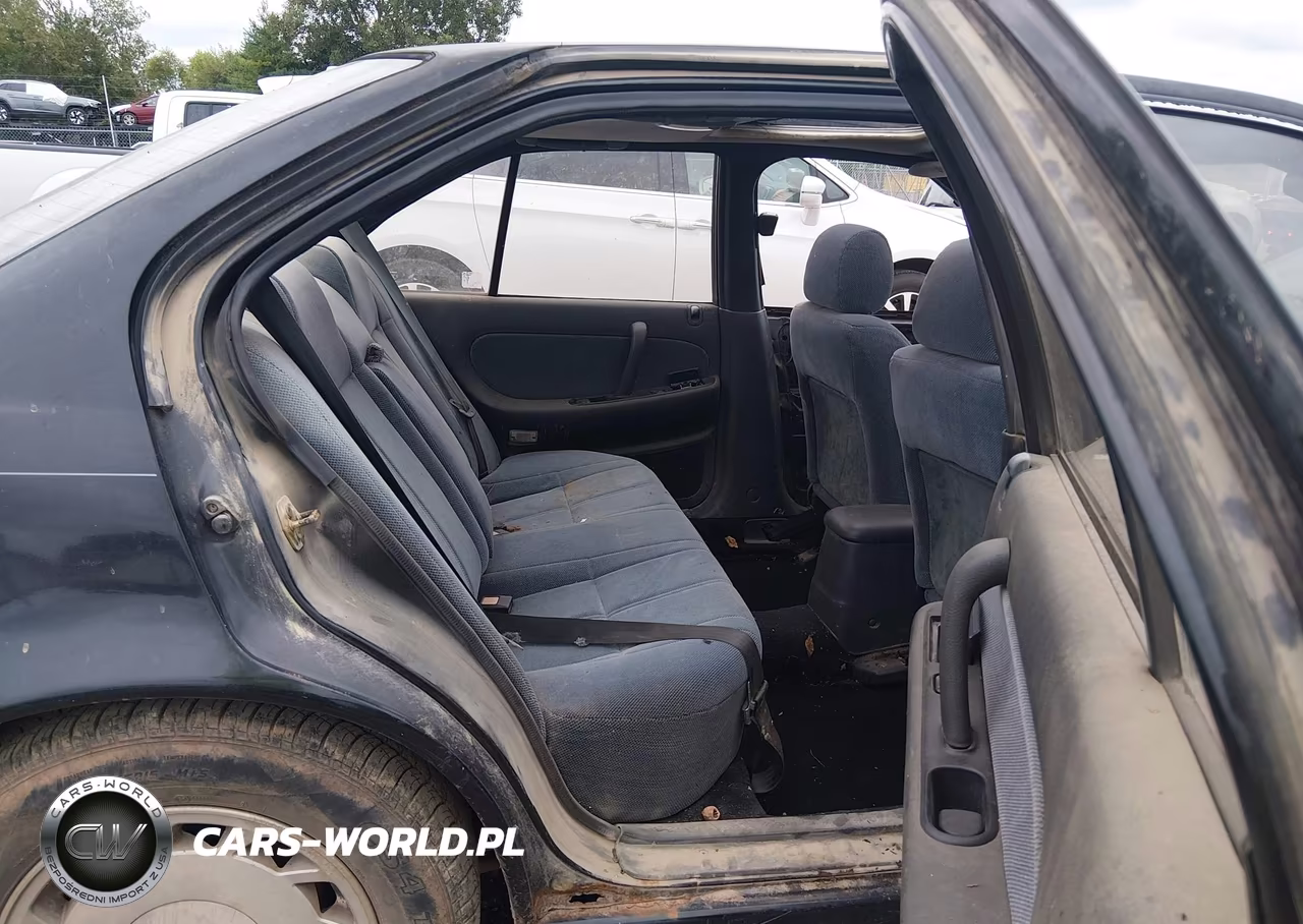 1990 Nissan Maxima VIN:JN1HJ01P6LT363999 - 8