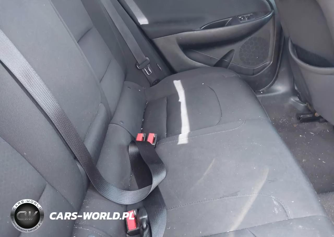 2018 Chevrolet Malibu 1Fl VIN:1G1ZC5ST7JF166400 - 8