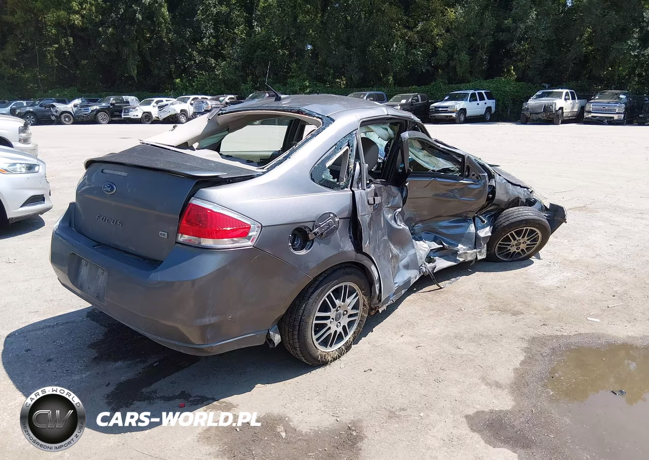 2011 Ford Focus Se VIN:1FAHP3FN2BW200208 - 4