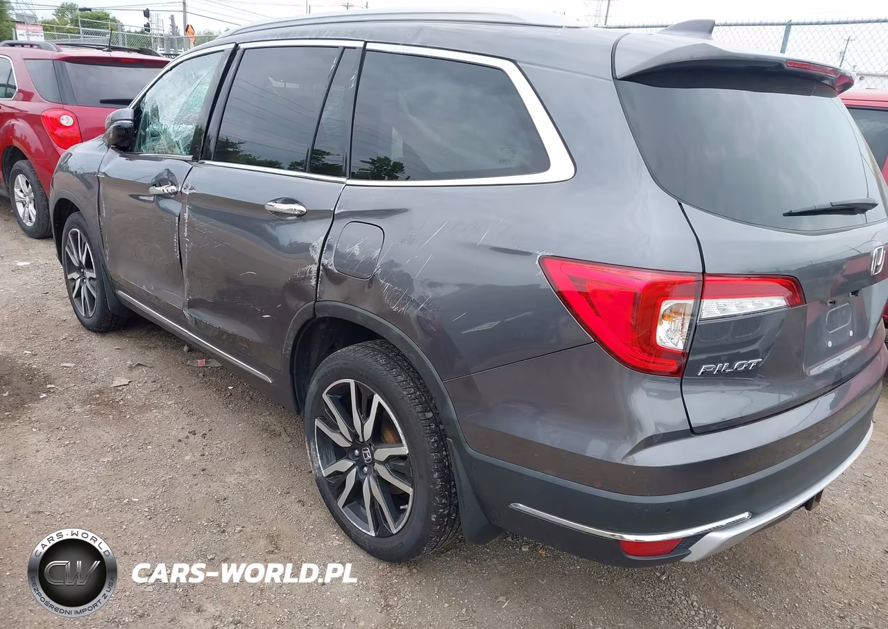 2019 Honda Pilot Elite VIN:5FNYF6H07KB072990 - 3