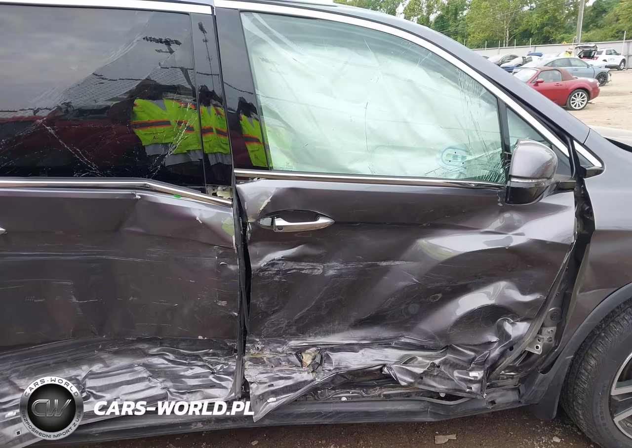 2019 Honda Pilot Elite VIN:5FNYF6H07KB072990 - 5