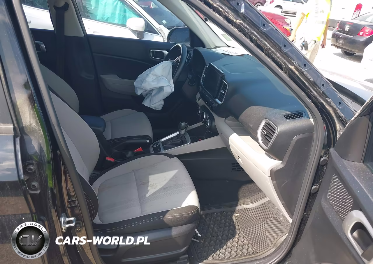 2020 Hyundai Venue Sel VIN:KMHRC8A33LU018605 - 5