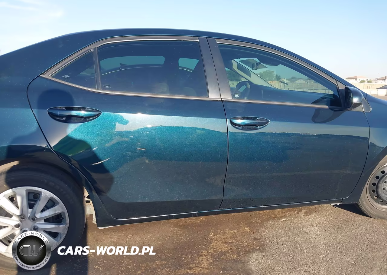 2017 Toyota Corolla Le VIN:2T1BURHE0HC901646 - 13