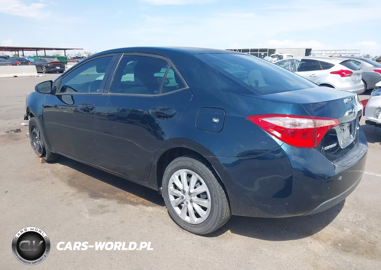 2017 Toyota Corolla Le VIN:2T1BURHE0HC901646 - 3