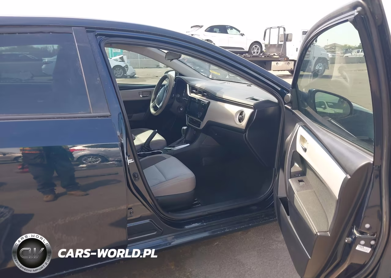 2017 Toyota Corolla Le VIN:2T1BURHE0HC901646 - 5