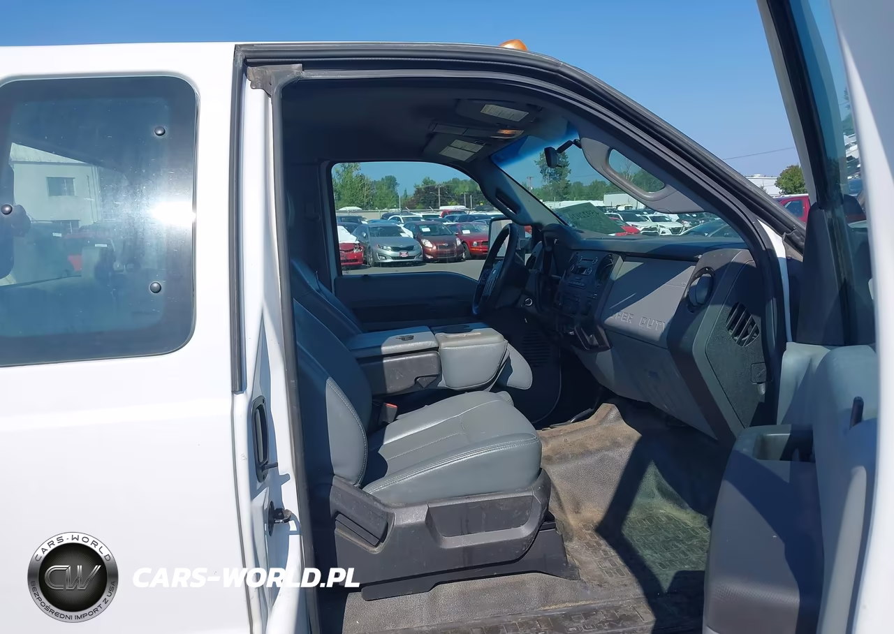 2016 Ford F-450 Chassis Xl VIN:1FD9X4HY5GEB00656 - 5