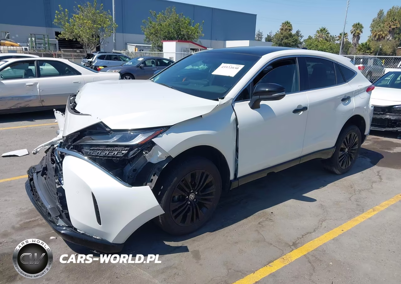 2024 Toyota Venza Nightshade Edition VIN:JTEAAAAH4RJ163622 - 2
