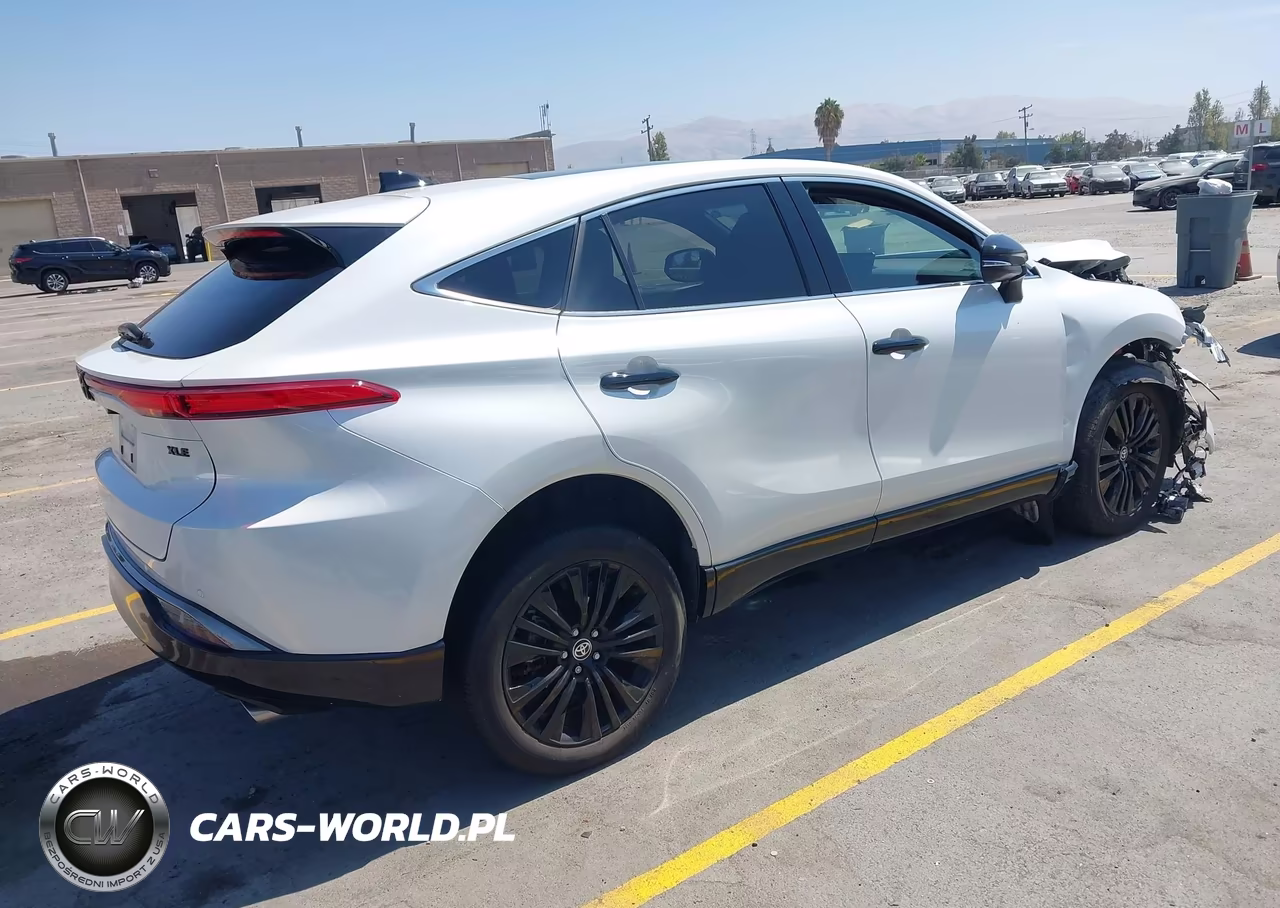 2024 Toyota Venza Nightshade Edition VIN:JTEAAAAH4RJ163622 - 4