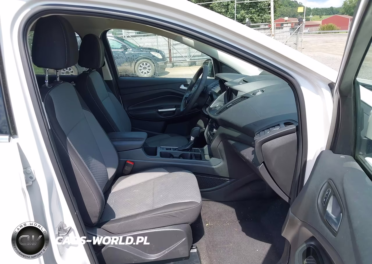 2017 Ford Escape Se VIN:1FMCU0GD8HUB65675 - 5