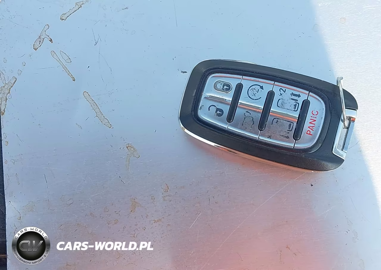2018 Chrysler Pacifica Touring L VIN:2C4RC1BG9JR322948 - 11
