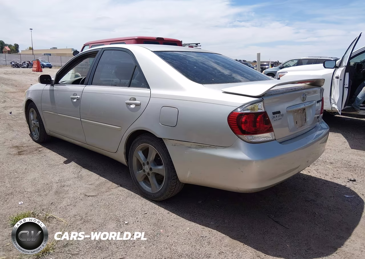 2005 Toyota Camry Se V6 VIN:4T1BA32K45U063085 - 3