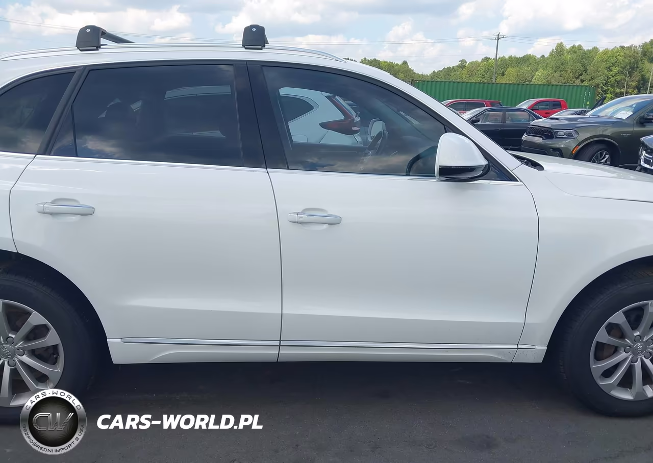 2016 Audi Q5 2.0T Premium VIN:WA1C2AFP1GA053189 - 13